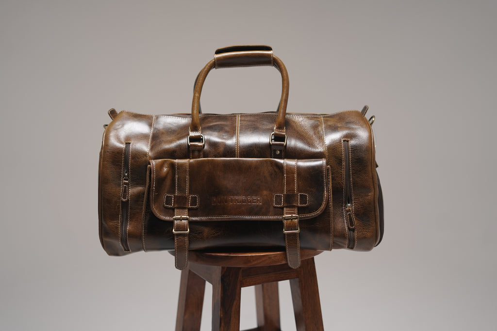 TRAVELLING BAG