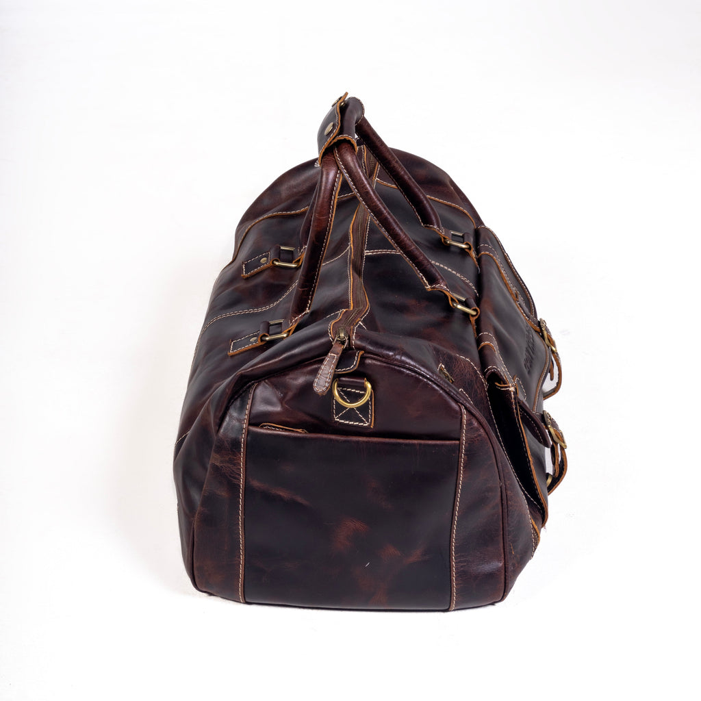 TRAVELLING BAG